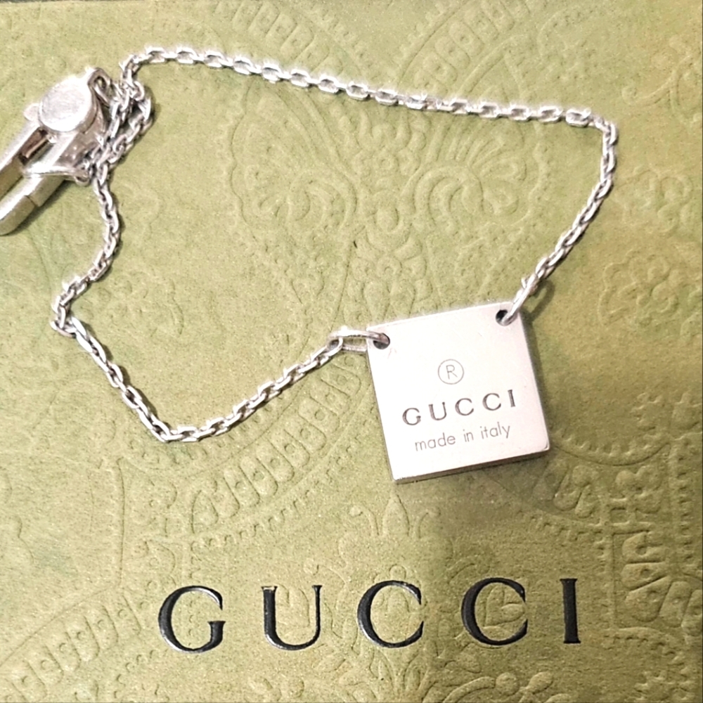 GUCCI 7.25 silver Square Plaque Bracelet!! 100% Authentic